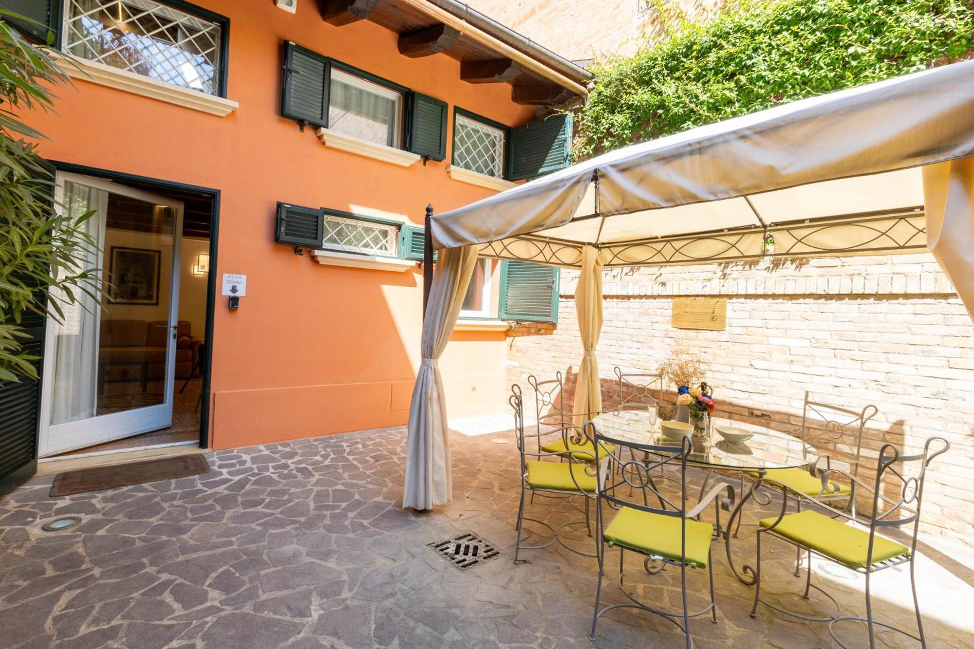 Isaia Garden -Private Garden Spa Bath Bolognarooms Bolonia Exterior foto